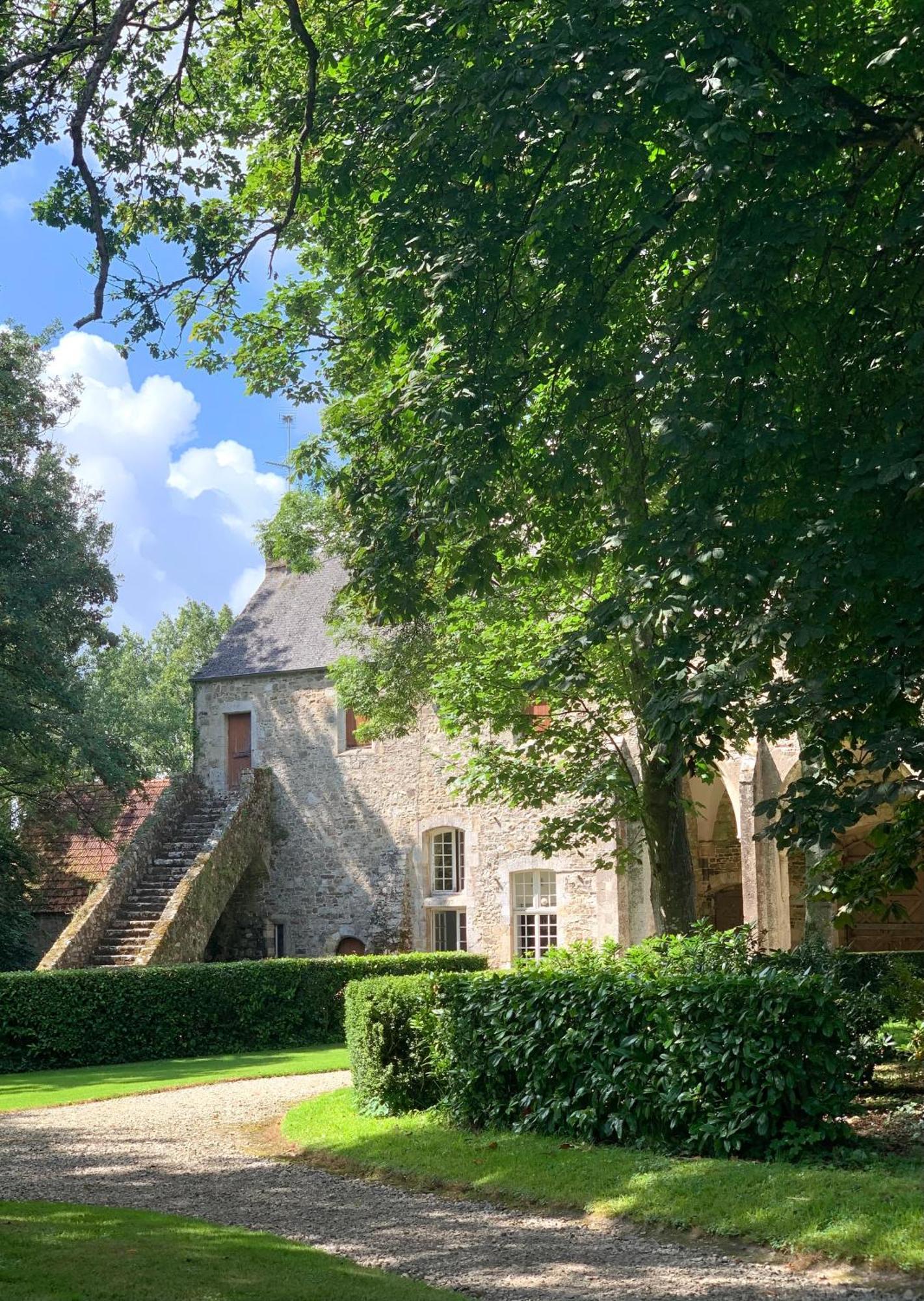 לינה וארוחת בוקר Neufmesnil Abbaye De Blanchelande מראה חיצוני תמונה